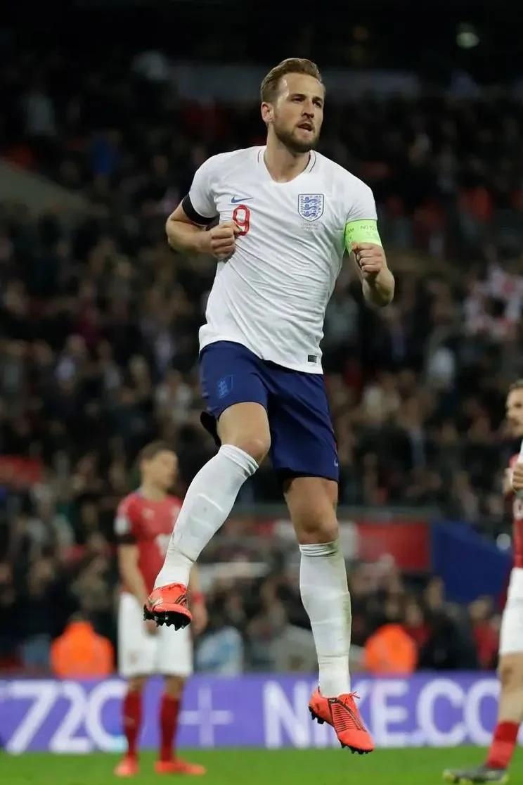 九游会J9官网包含凯恩新星突破纪录表现惊艳，加拿大队未来可期！的词条